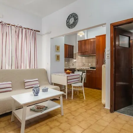 Lovely Maisonette In Beautiful Milos Island! 펜션 *