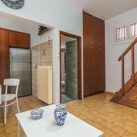 Lovely Maisonette In Beautiful Milos Island! * 아다마스
